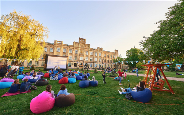 乌克兰留学怎么样? 乌克兰留学怎么样?